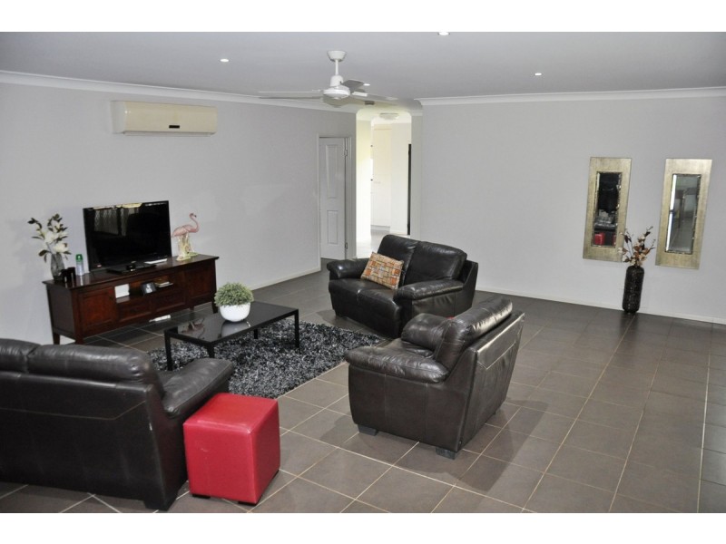 7 Collins Court, Mareeba QLD 4880