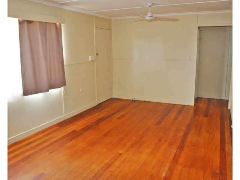 4 Jebreen Street, Mareeba QLD 4880