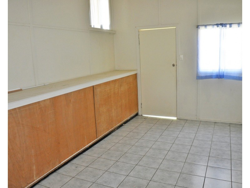4 Jebreen Street, Mareeba QLD 4880