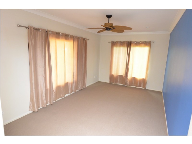 5 Damien Street, Mareeba QLD 4880