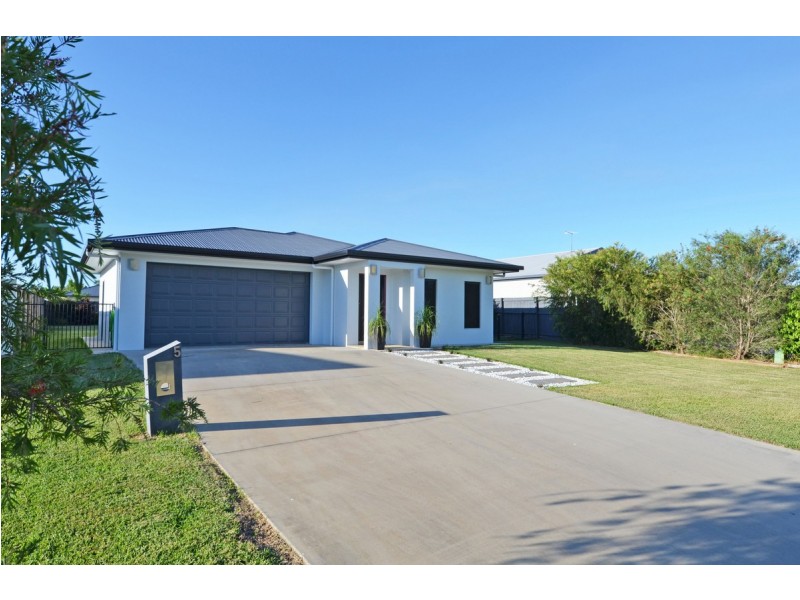5 Wren Close, Mareeba QLD 4880