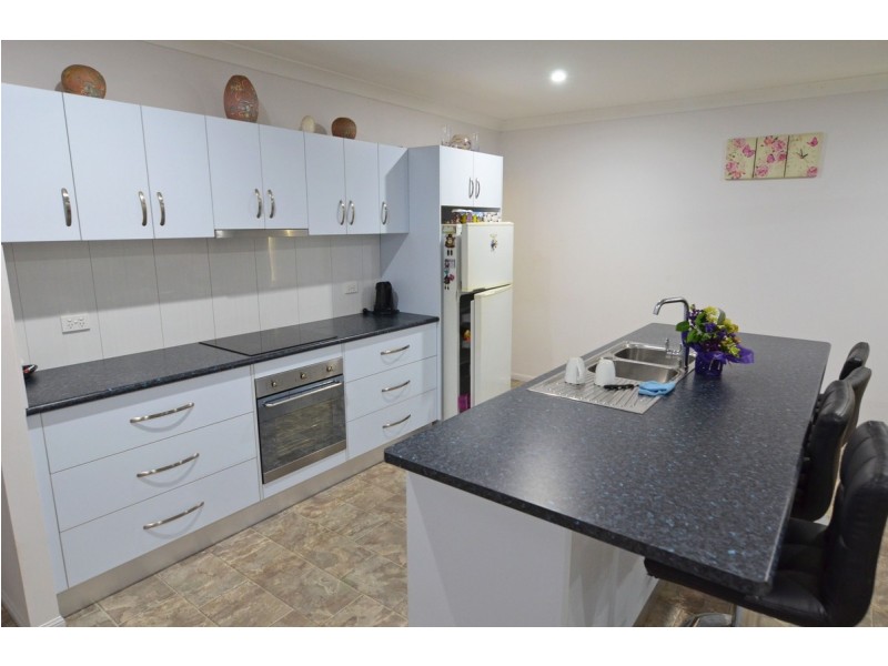 5 Wren Close, Mareeba QLD 4880