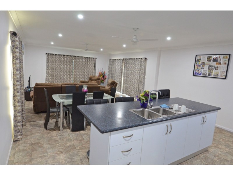 5 Wren Close, Mareeba QLD 4880