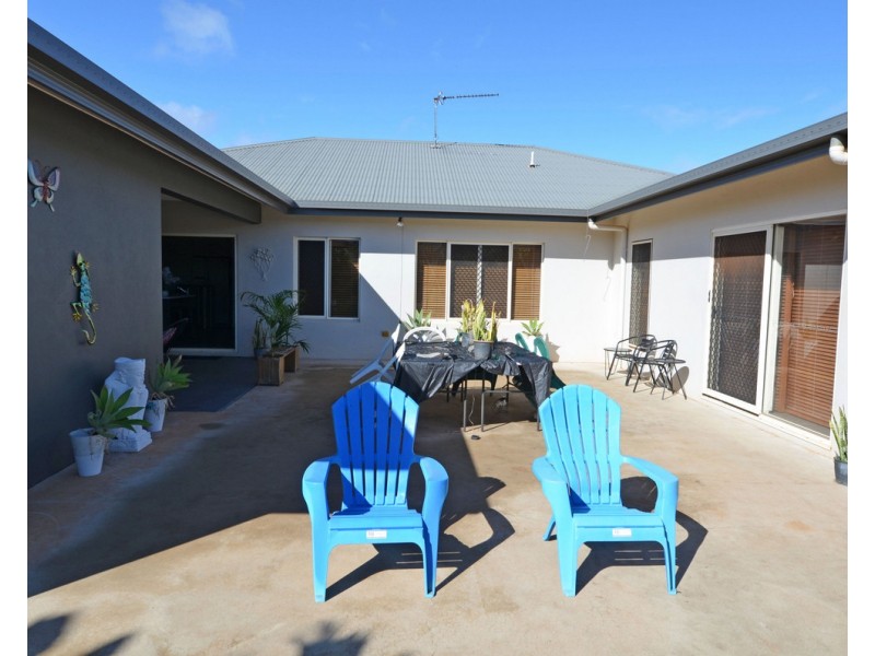 1 Teresa Close, Mareeba QLD 4880