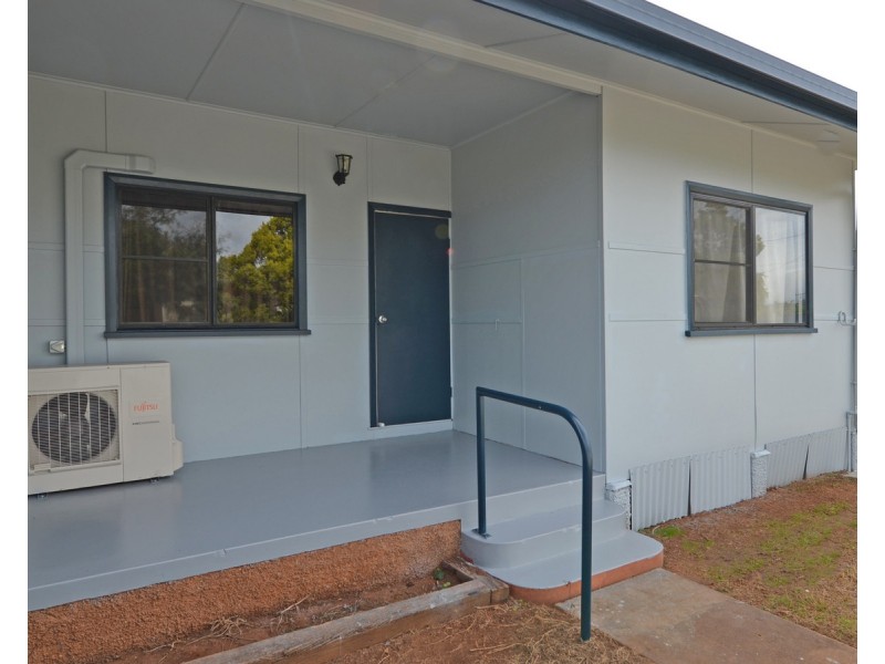 2 Adams Street, Mareeba QLD 4880