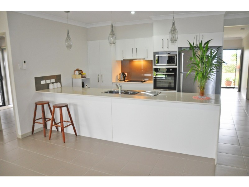 88 Hoolahan Drive, Mareeba QLD 4880