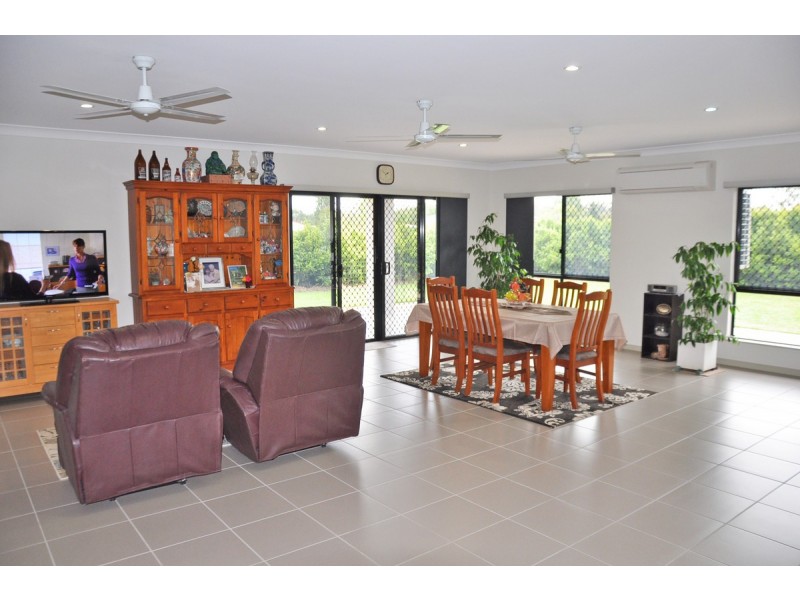 88 Hoolahan Drive, Mareeba QLD 4880