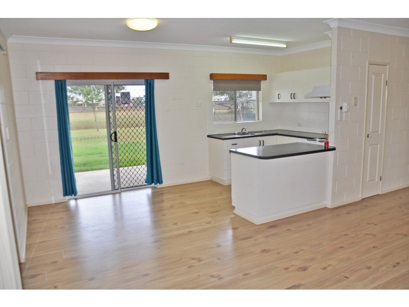 13 Kylie Close, Mareeba QLD 4880