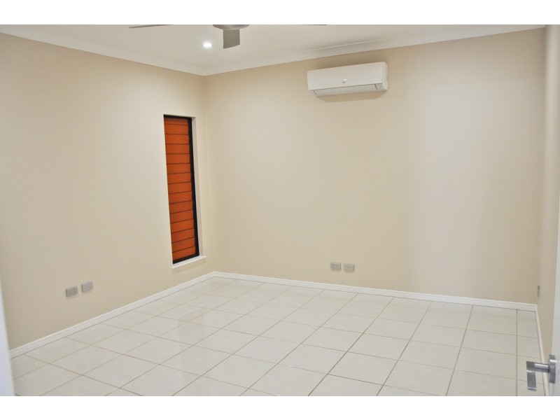 16 Yarrabee Close, Mareeba QLD 4880