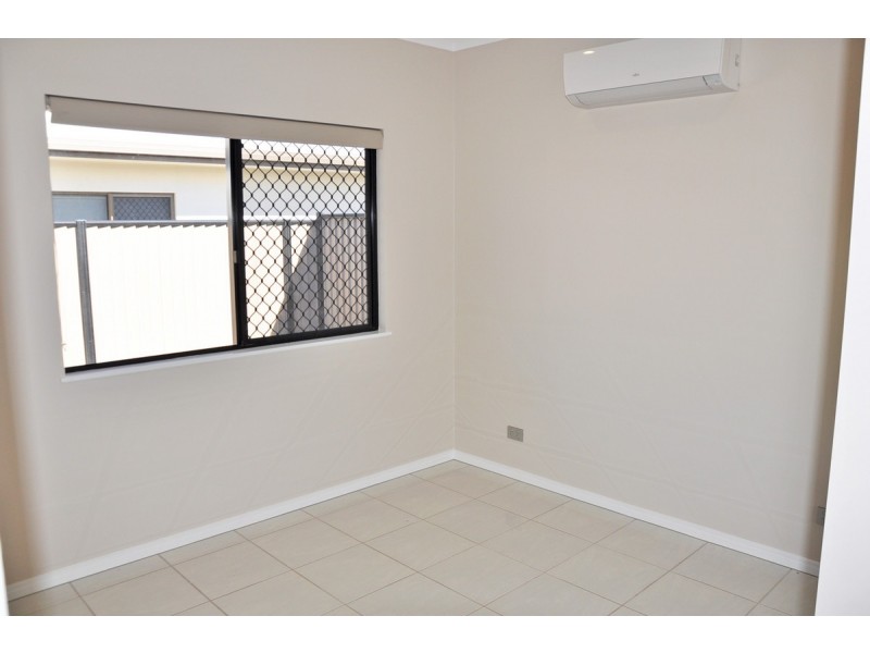 16 Yarrabee Close, Mareeba QLD 4880