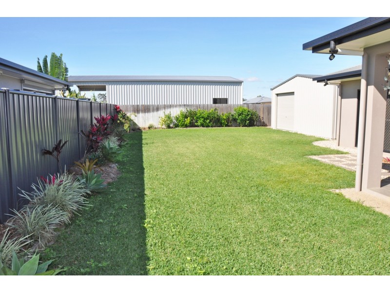 16 Yarrabee Close, Mareeba QLD 4880