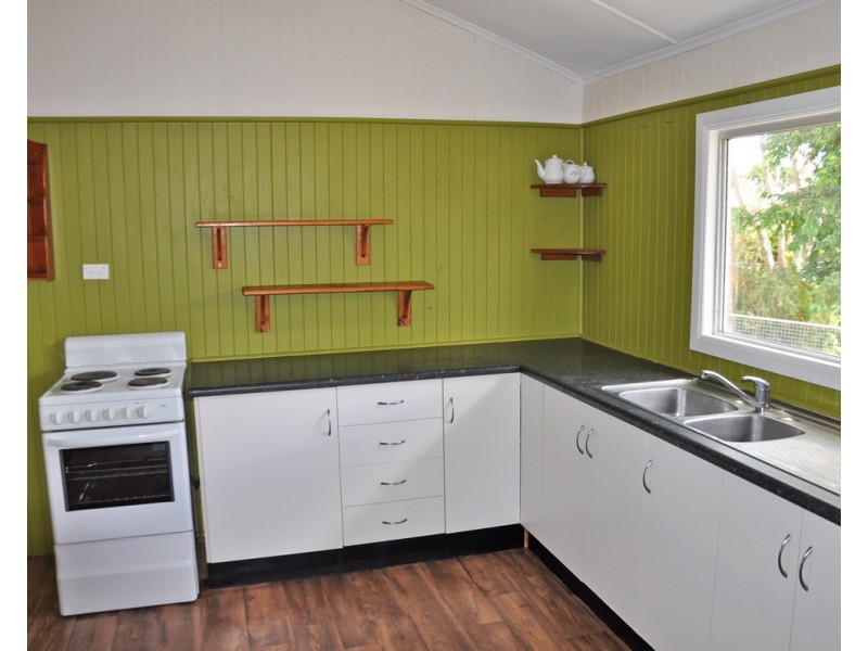 22 Petersen Street, Mareeba QLD 4880