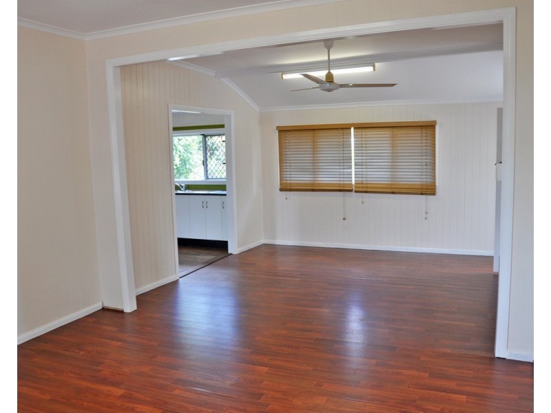 22 Petersen Street, Mareeba QLD 4880