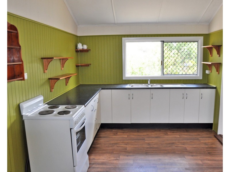 22 Petersen Street, Mareeba QLD 4880