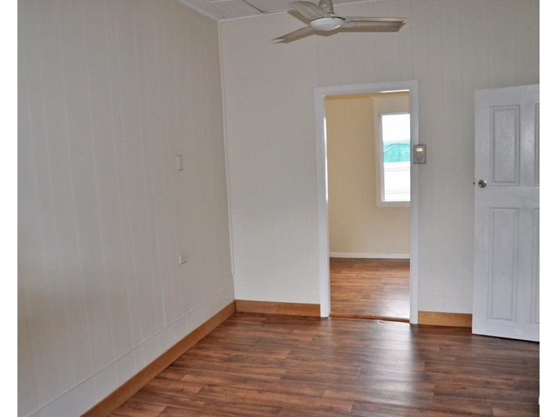 22 Petersen Street, Mareeba QLD 4880