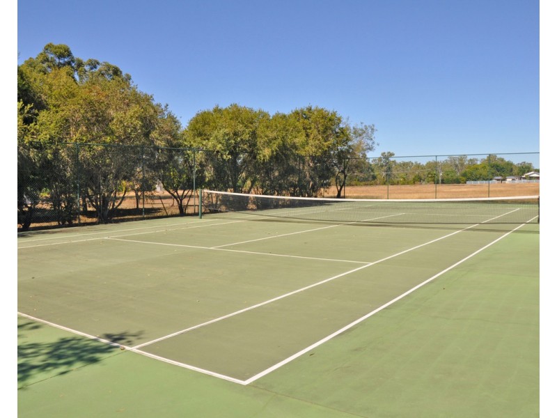 17 Martin Avenue, Mareeba QLD 4880