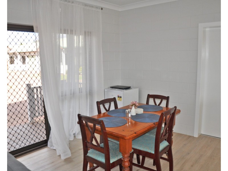 4/240 Walsh Street, Mareeba QLD 4880