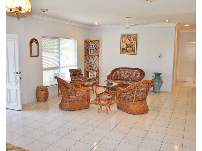 8 Tivoli Close, Mareeba QLD 4880