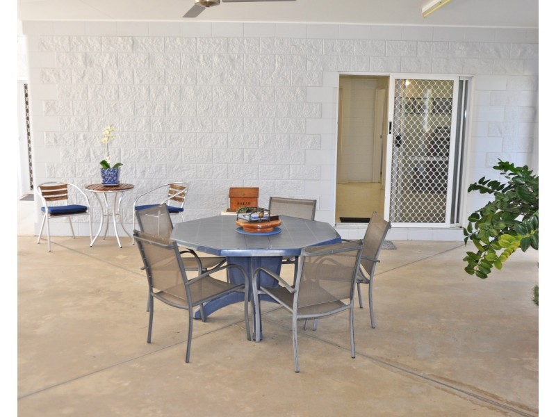 8 Tivoli Close, Mareeba QLD 4880