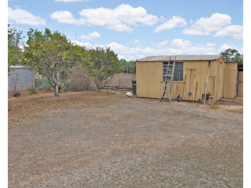 25 Martin Avenue, Mareeba QLD 4880