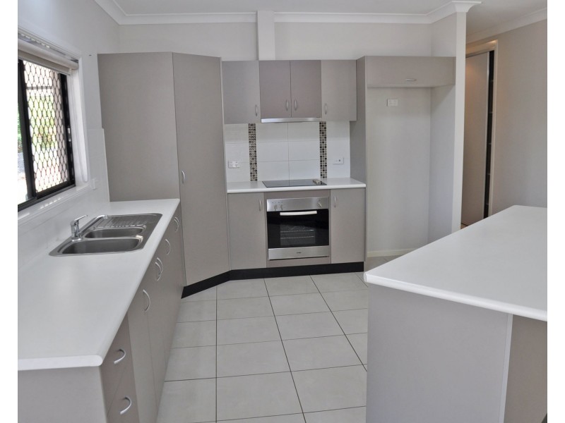 63 Costin Street, Mareeba QLD 4880