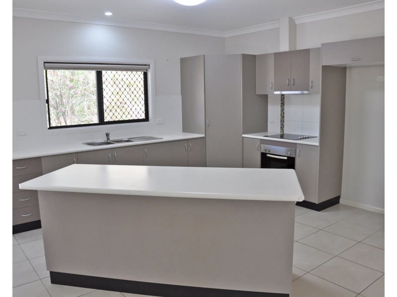 63 Costin Street, Mareeba QLD 4880