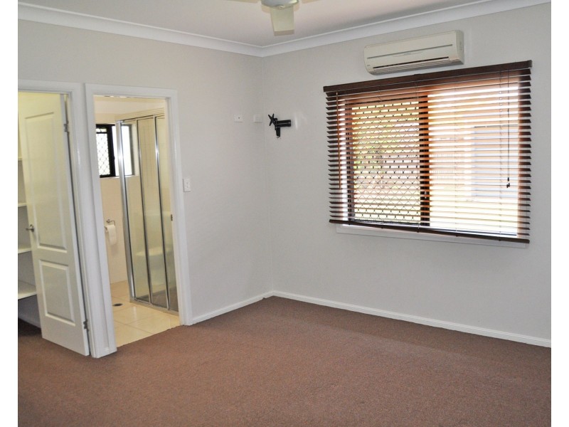 63 Costin Street, Mareeba QLD 4880