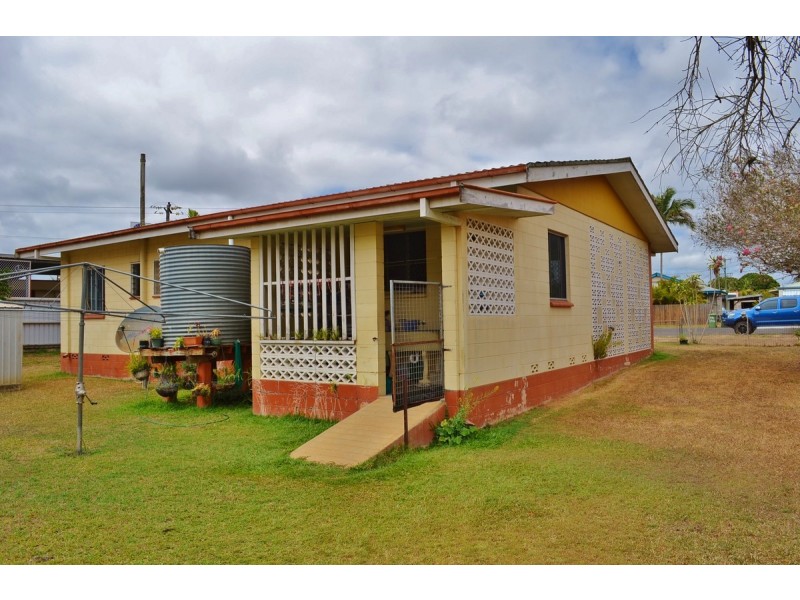 101 Walsh Street, Mareeba QLD 4880