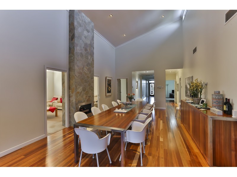 15 Bradys Road, Highfields QLD 4352