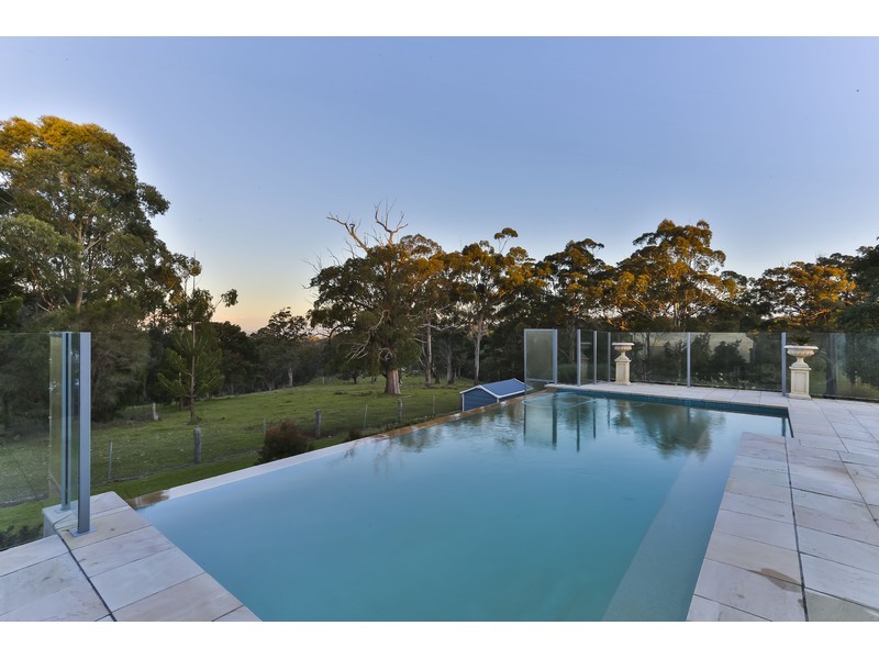 15 Bradys Road, Highfields QLD 4352