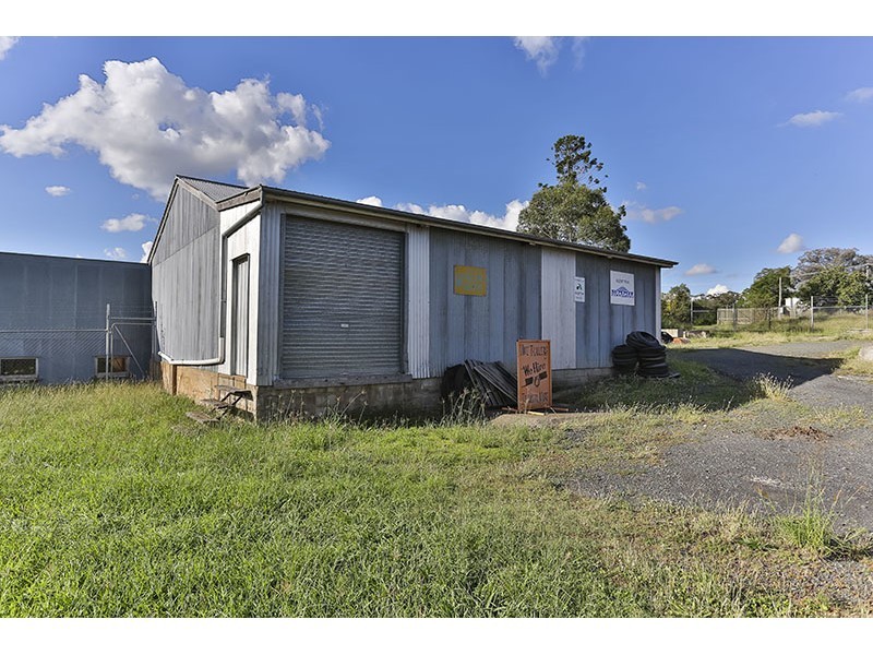 82 Mocatta Street, Goombungee QLD 4354