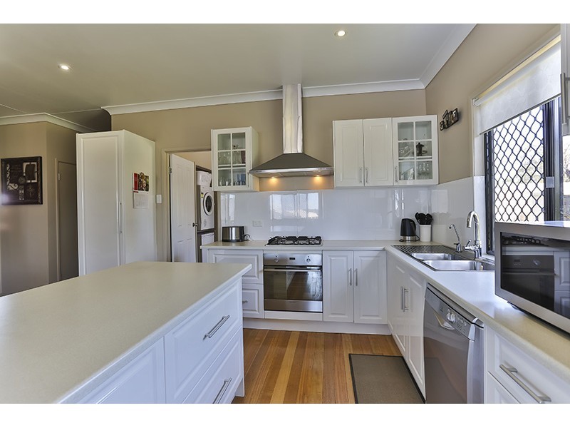 19 Edwin Street, Westbrook QLD 4350