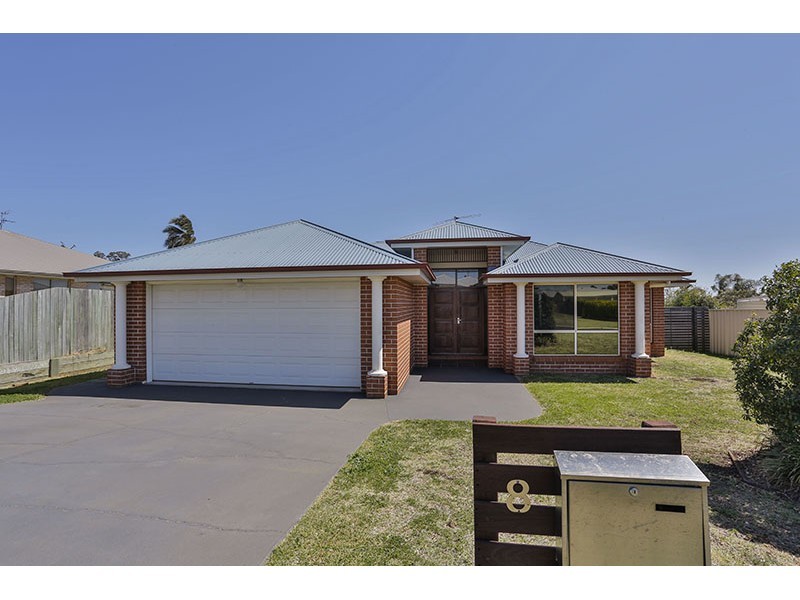 8 Bronte Street, Westbrook QLD 4350