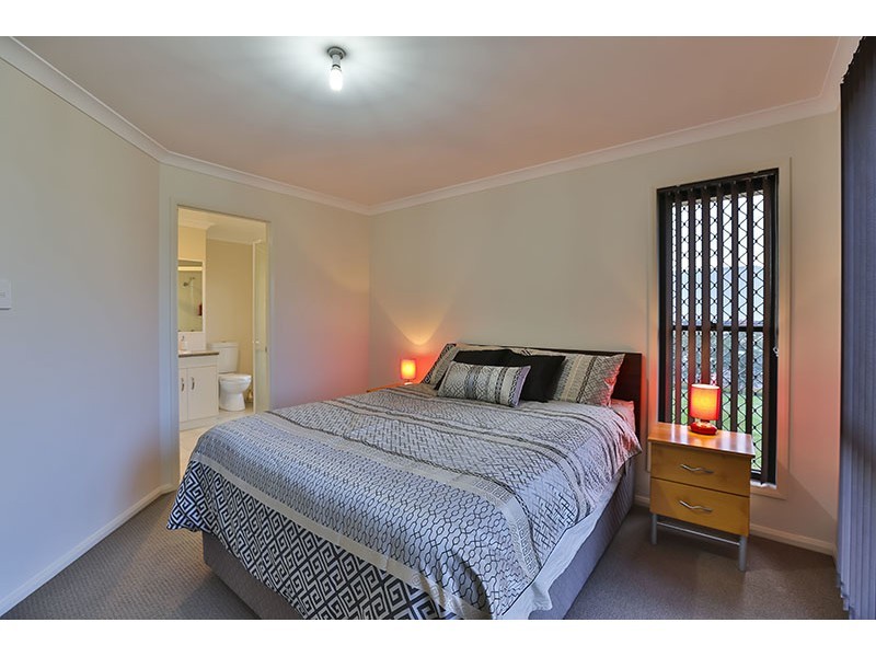 122 Harch Road, Highfields QLD 4352