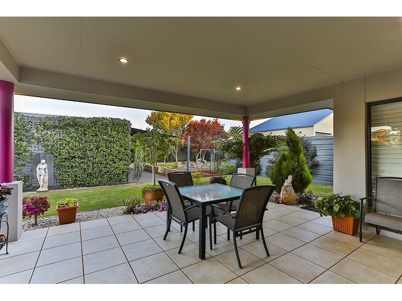 19 Prospect Terrace, Highfields QLD 4352