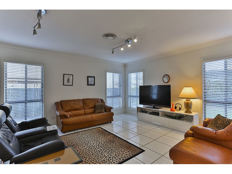 19 Prospect Terrace, Highfields QLD 4352