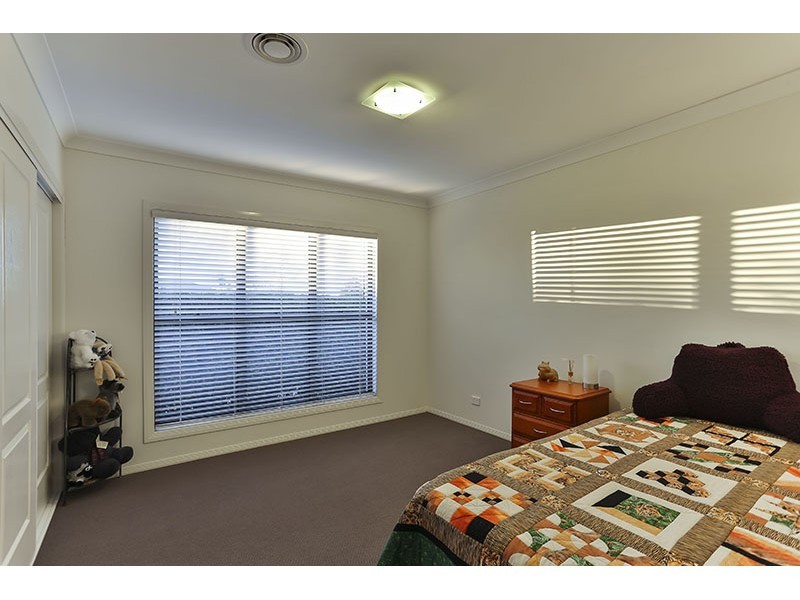 19 Prospect Terrace, Highfields QLD 4352