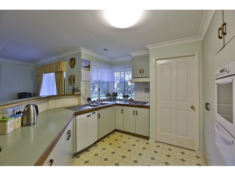 29 Reis Road, Highfields QLD 4352