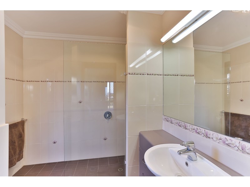 3 Catalina Drive, Wilsonton QLD 4350