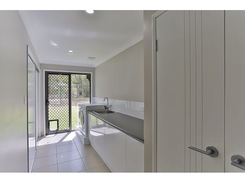 62 Evans Road, Cabarlah QLD 4352