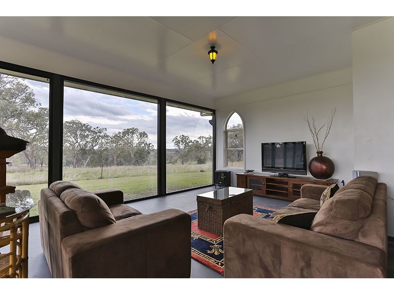 209 Cornford Road, Southbrook QLD 4363