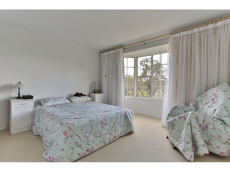 209 Cornford Road, Southbrook QLD 4363