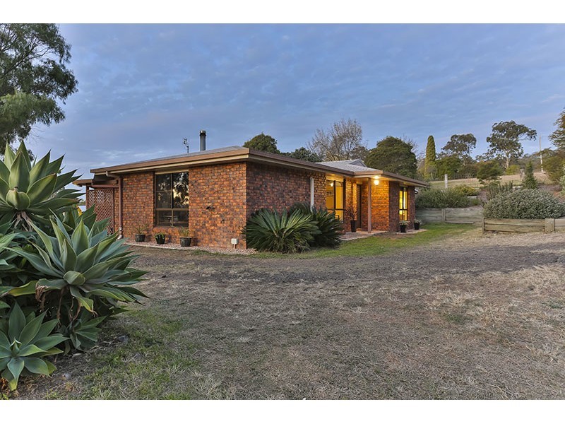 5 Pedersen street, Cranley QLD 4350