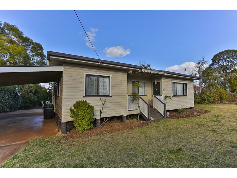 26 Leichhardt Street, Centenary Heights QLD 4350