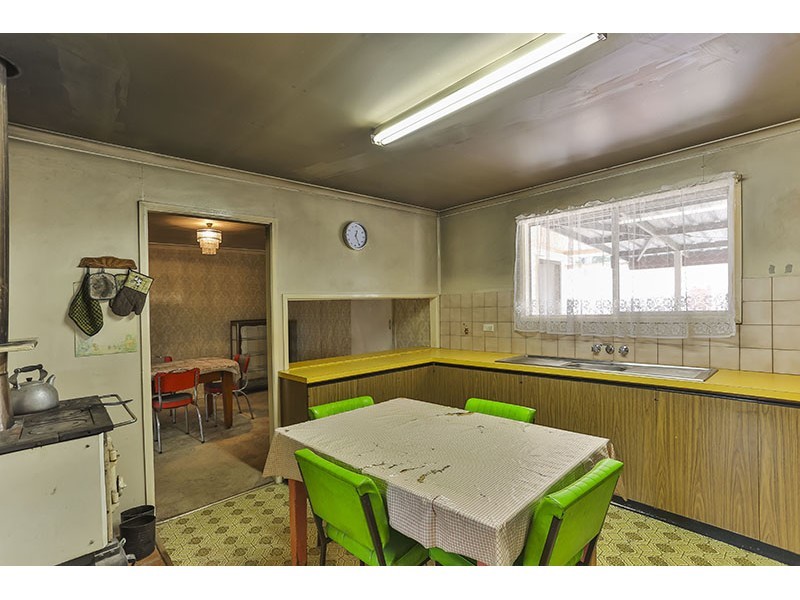 260 Old Homebush Road, Gowrie Junction QLD 4352