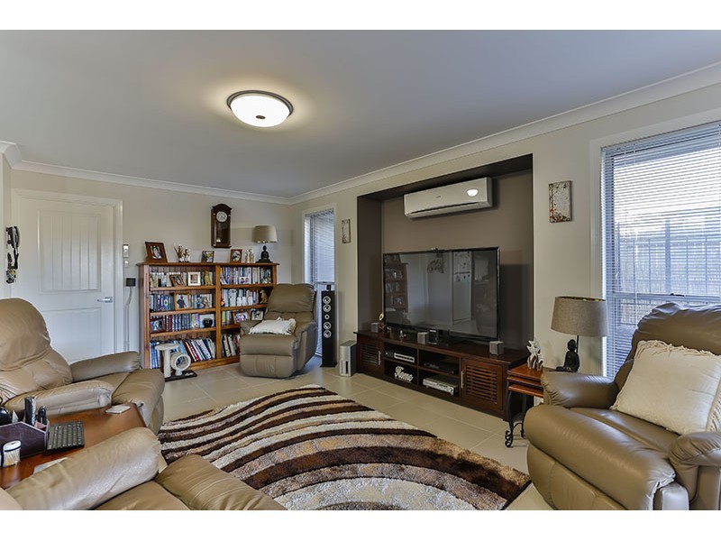 13 Goshawk Drive, Kleinton QLD 4352