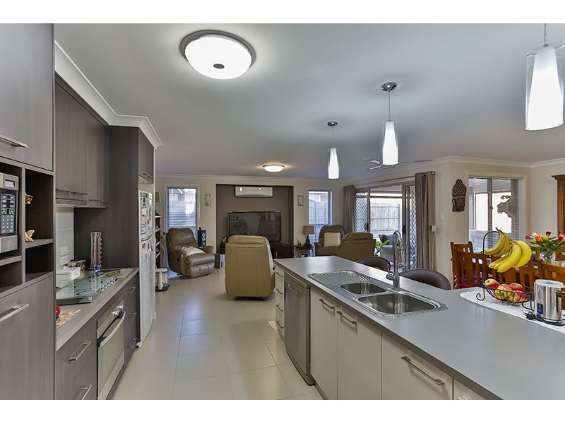 13 Goshawk Drive, Kleinton QLD 4352