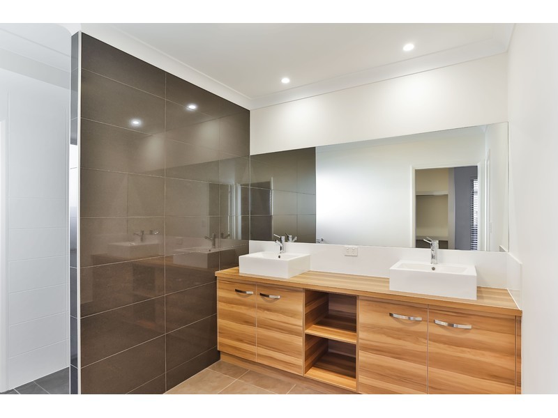 9 Owl Court, Kleinton QLD 4352