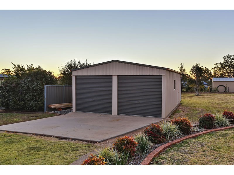 6 Eastwood Place, Highfields QLD 4352