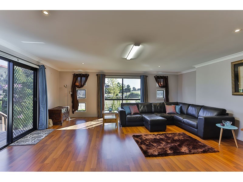 1 Ashley Court, Highfields QLD 4352